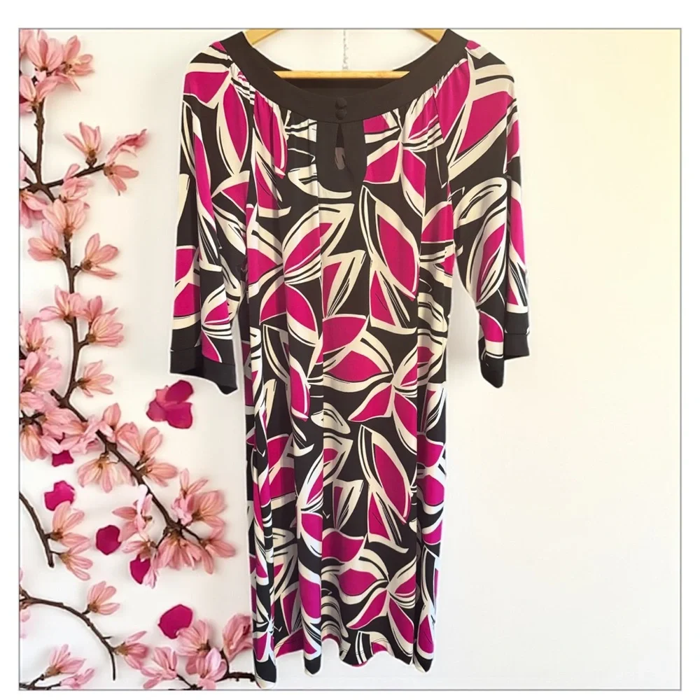CHICOS ‘s Scoop Neck Fit & Flare 3/4 sleeve dress size 3 NWOT - Picture 3 of 8